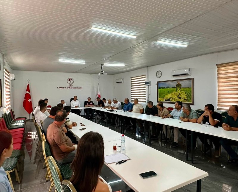 TÜRKMEN, SALÇA SEKTÖRÜ TEMSİLCİLERİNİ DİNLEDİ