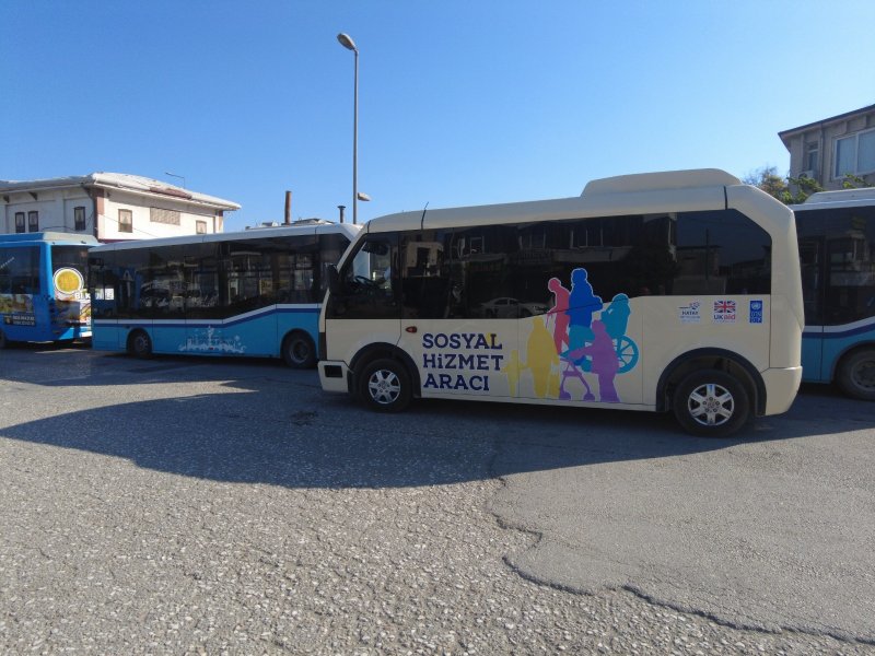 2 MAHALLEYE İLK KEZ DOLMUŞ SEFERLERİ BAŞLADI