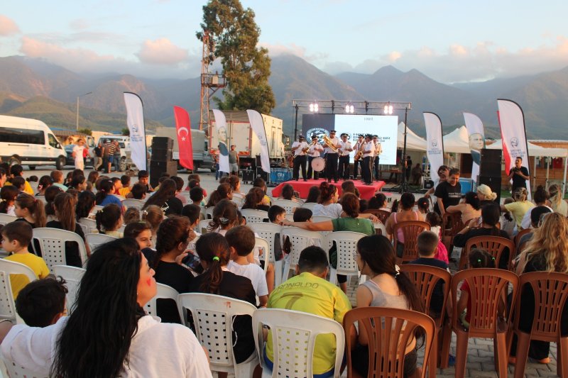 HBB’DEN KONTEYNER KENTLERE MORAL ETKİNLİKLERİ