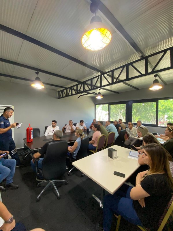 HBB İTFAİYESİNDEN YANGINA MÜDAHALE EĞİTİMİ