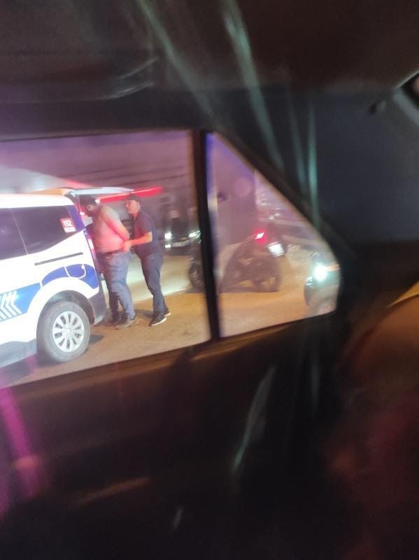 Sinir krizi geçirerek annesini ve babasını döven şahıs, ‘Dur' ihtarına uymayarak ortalığı savaş alanına çevirdi