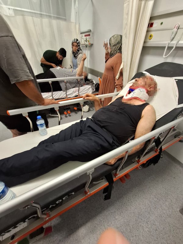 Sinir krizi geçirerek annesini ve babasını döven şahıs, ‘Dur' ihtarına uymayarak ortalığı savaş alanına çevirdi