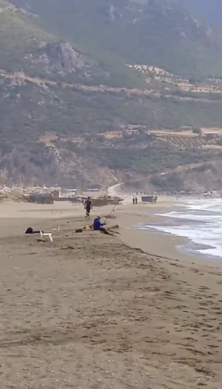 Serinlemek için denize giren 2 kardeşten biri öldü, diğeri yaşam mücadelesi veriyor