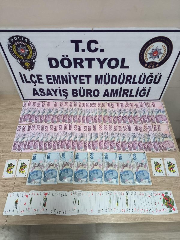 Dörtyol’da kumar oynayan 4 şahsa para cezası uygulandı