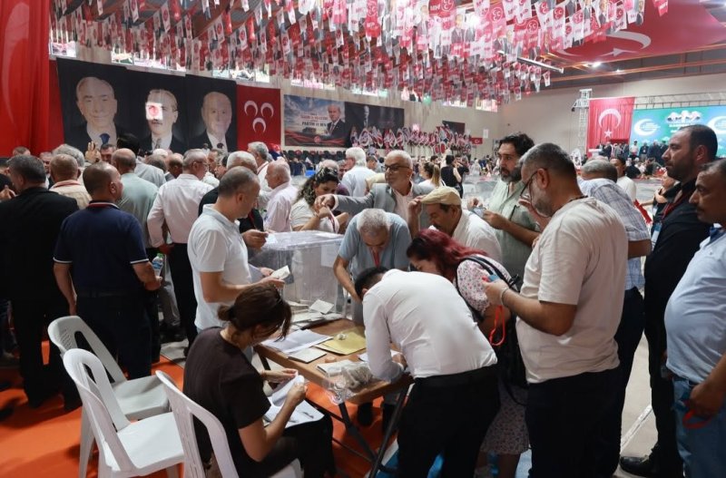 MHP HATAY’DA METİN TAŞÇI GÜVEN TAZELEDİ