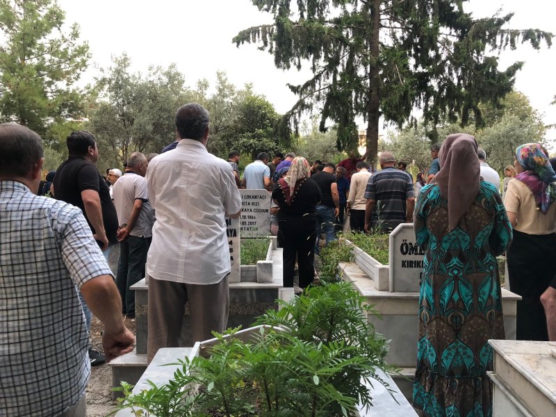Banyoda göğsünden vurulmuş halde bulunan genç kadın 1 ay süren yaşam mücadelesini kaybetti