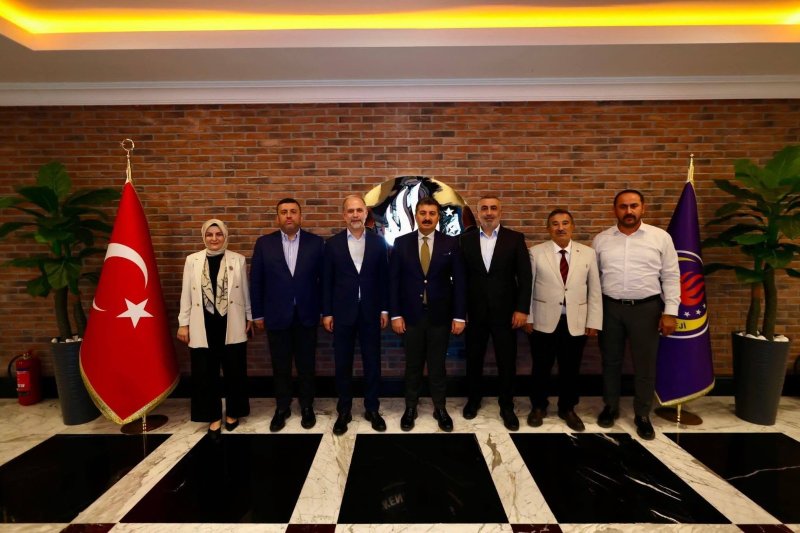CUMHUR İTTİFAKINDAN TED İSKENDERUN KOLEJİ'NE ZİYARETİ