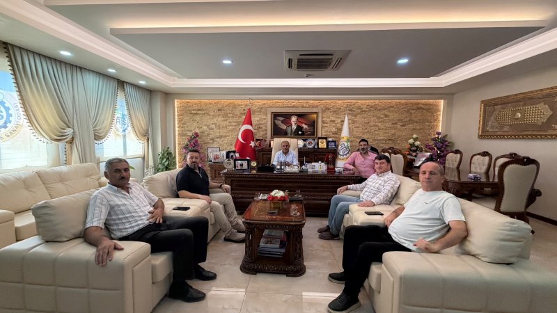 GAZETECİLERDEN OVANIN FİNANS DUAYENİ ZAROĞLU’NA ZİYARET