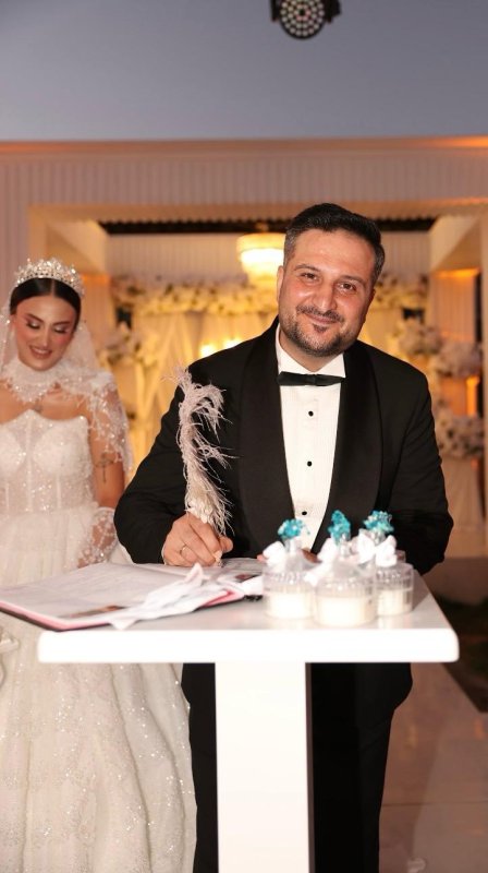 BAYRAMOĞLU VE BURÇ AİLELERİNİN MUTLU GÜNÜ GÖRKEMLİ DÜĞÜNLE ÇİFT DÜNYAEVİNE GİRDİ