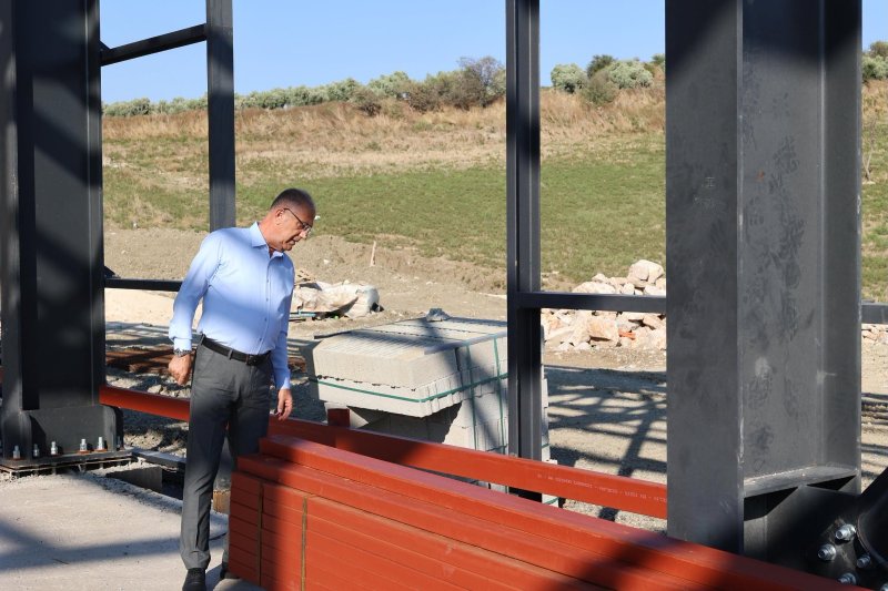 BAŞKAN YAPAR İNŞAAT ALANLARINI İNCELEDİ