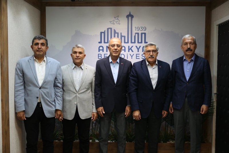 VEKİL YEŞİLDAL HATAY İÇİN SAHADA “HATAY İÇİN OMUZ OMUZA ÇALIŞIYORUZ”
