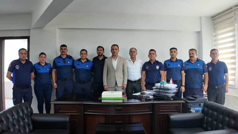 BAŞKAN ÖZGÜN, ZABITA PERSONELİNİ UNUTMADI