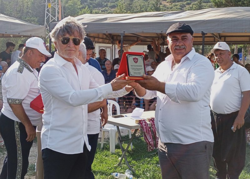 KURUYER’DE 2. ABA GÜREŞİ HEYECANI  ŞAMPİYONA ÖDÜLÜNÜ KARADENİZ VERDİ