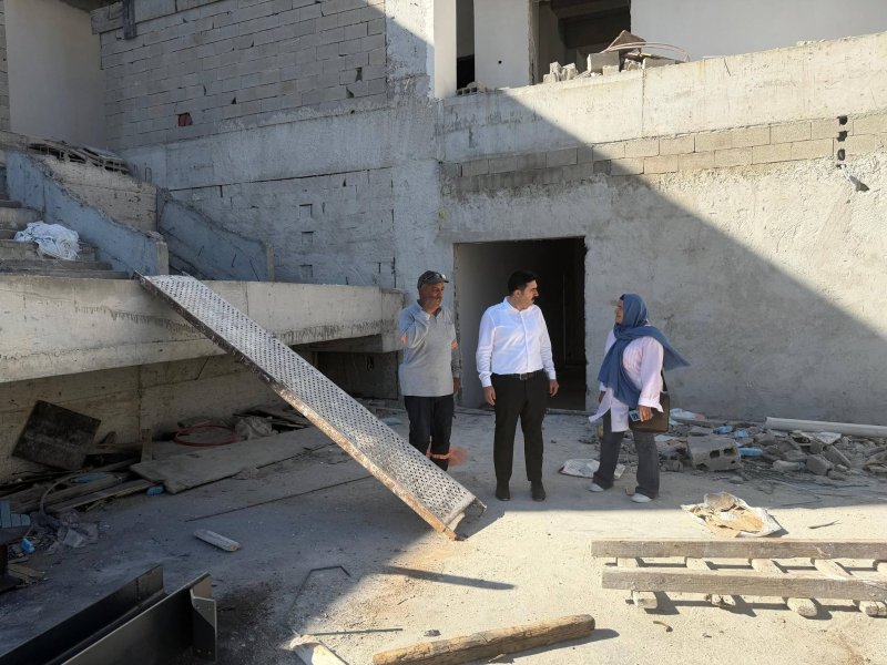 YAYLADAĞI’NDA SPOR SALONU İNŞAATI SÜRÜYOR