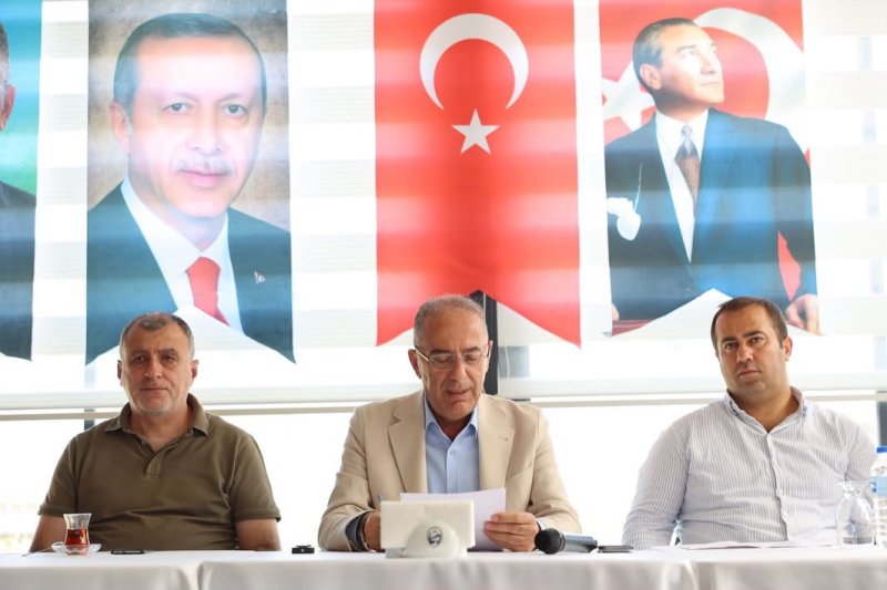 BAŞKAN YAPAR, BAŞARILI ÖĞRENCİLERLE BULUŞTU