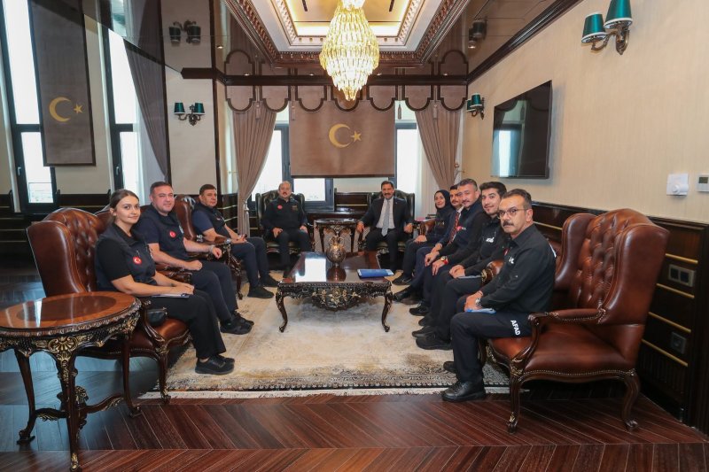AFAD Başkanı Pehlivan Hatay Valiliği’ni ziyaret etti