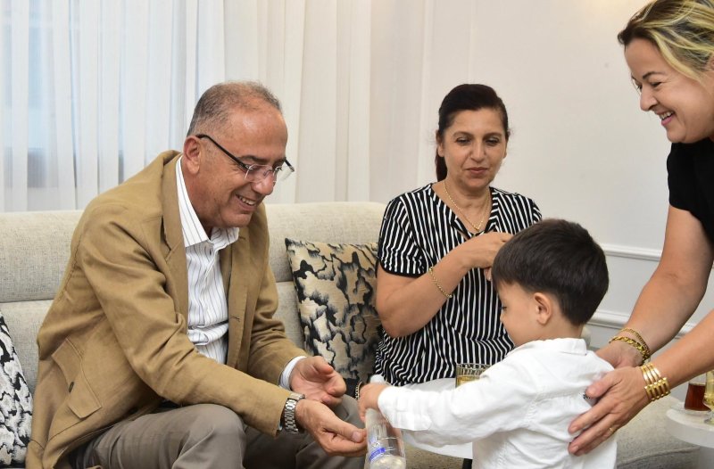 BAŞKAN YAPAR’DAN MESTÇİ AİLESİNE HAYIRLI OLSUN ZİYARETİ