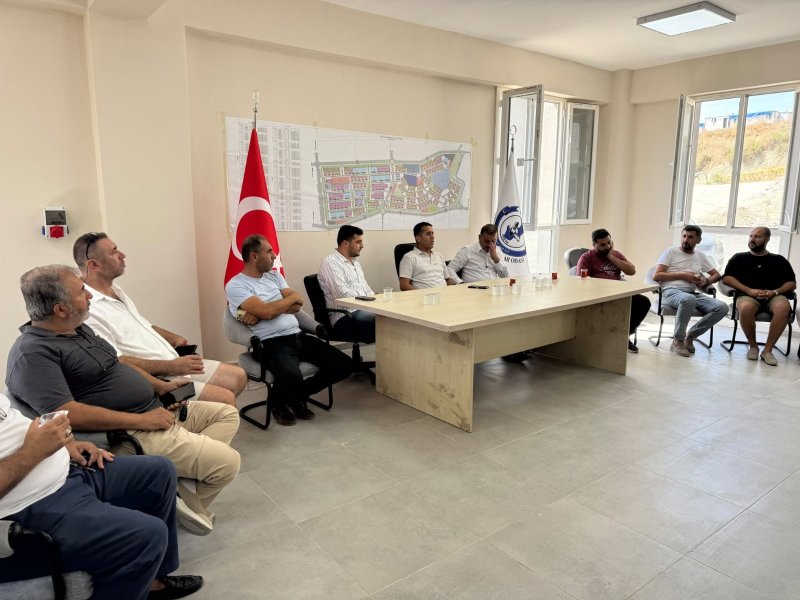 AYAKKABICILAR SEKTÖRÜNÜN SORUNLARI MASAYA YATIRILDI