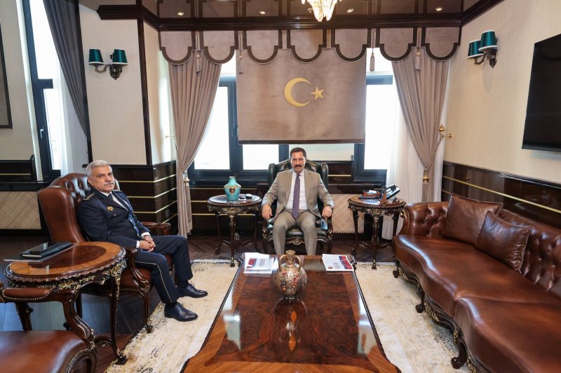 NİHAT ÖZEN HATAY İL EMNİYET MÜDÜRLÜĞÜ GÖREVİNE BAŞLADI