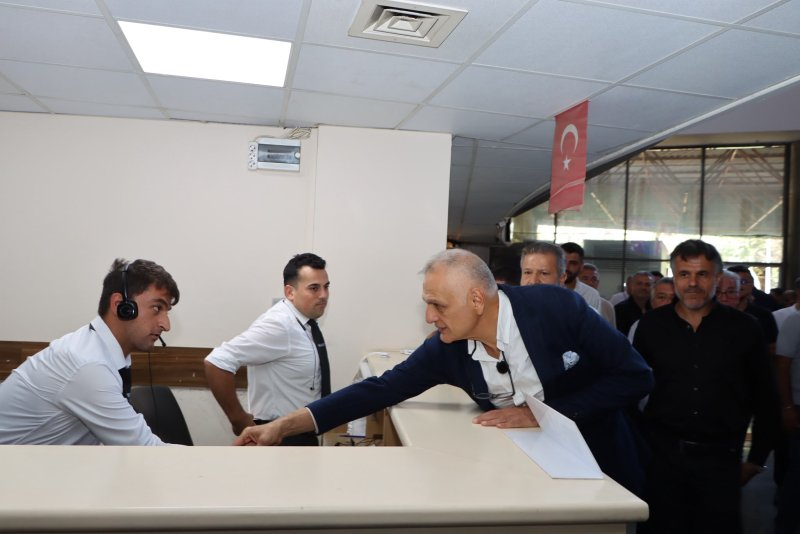 Hatay Ticaret ve Sanayi Odası (HATSO) Başkanı Hikmet Çinçin, Antakya Otogarı