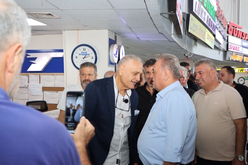 Hatay Ticaret ve Sanayi Odası (HATSO) Başkanı Hikmet Çinçin, Antakya Otogarı
