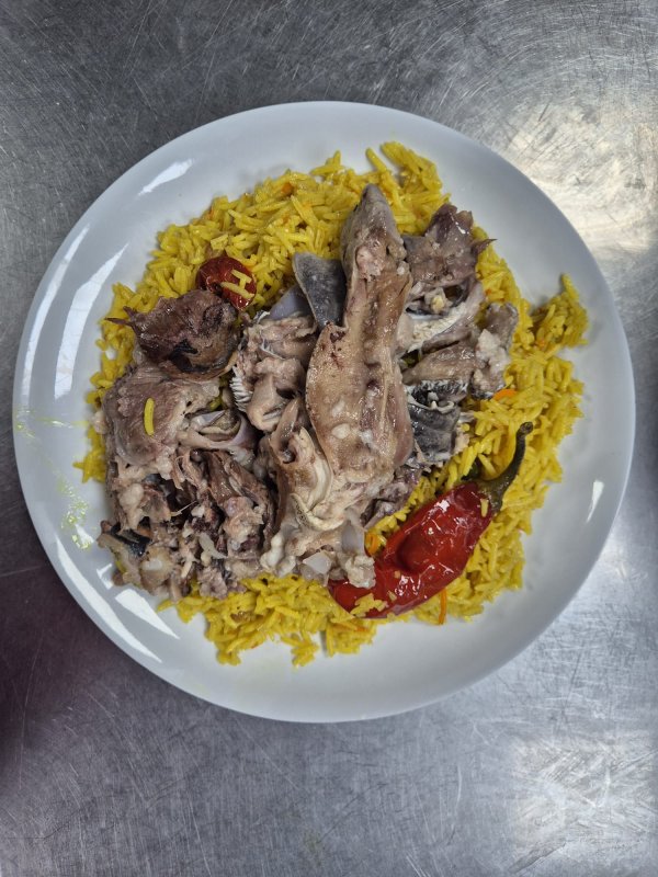 “NOOS KAFE’DE