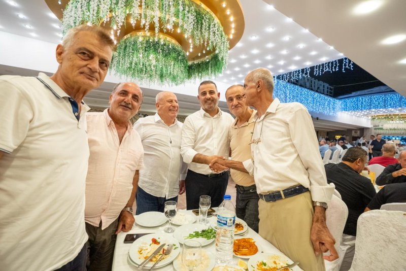 DABLAN’DAN SAMANDAĞ’DA GÖVDE GÖSTERİSİ İŞ DÜNYASIYLA BULUŞTU, PROJELERİNİ ANLATTI