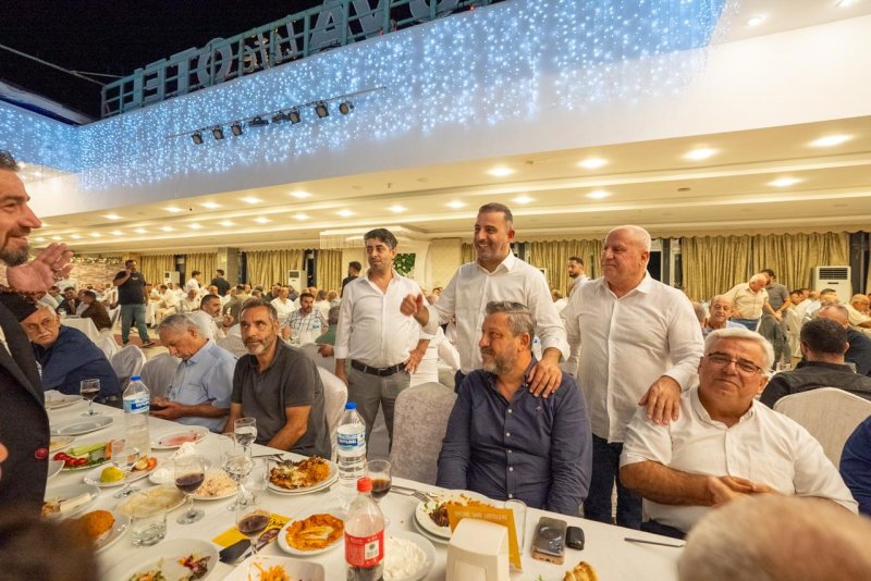DABLAN’DAN SAMANDAĞ’DA GÖVDE GÖSTERİSİ İŞ DÜNYASIYLA BULUŞTU, PROJELERİNİ ANLATTI