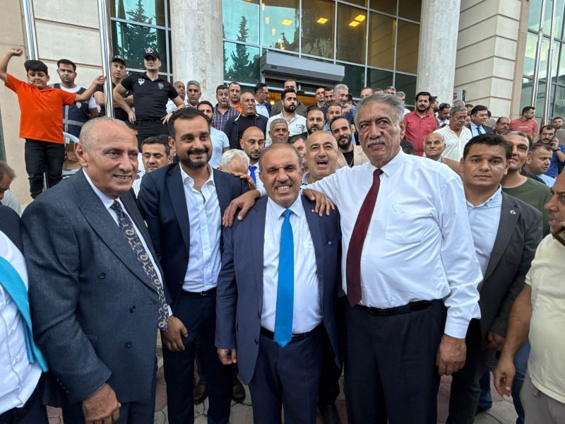 REYHANLI TİCARET VE SANAYİ ODASINDA ZAROĞLU YENİDEN BAŞKAN