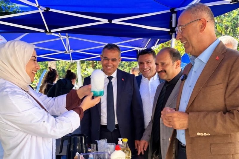 ANTAKYA’DA BİLİM ŞENLİĞİ BAŞLADI