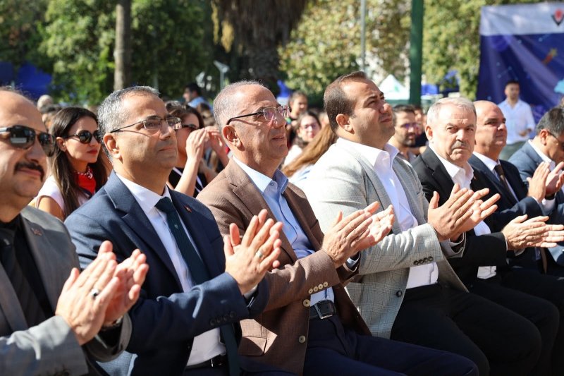 ANTAKYA’DA BİLİM ŞENLİĞİ BAŞLADI