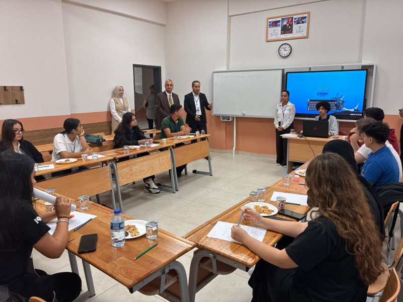 HATAY’DAKİ LİSE TÜRKİYE’DEKİ 30 OKUL ARASINA GİRDİ