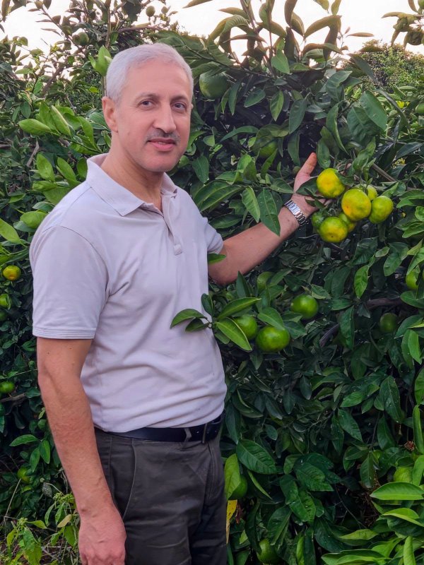 REKTÖR EREN, DEPREMDE HASAR GÖREN ARAŞTIRMA ALANINI İNCELEDİ