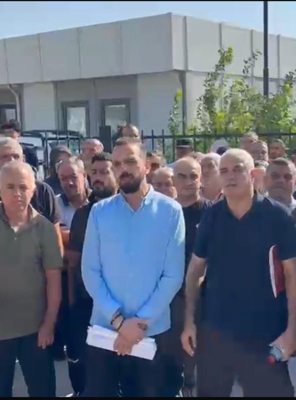 HATAY’DA DUBLEKS DAİRE HAK SAHİPLERİ SES YÜKSELTTİ “REZERV ALANDAN KONUT İSTİYORUZ”