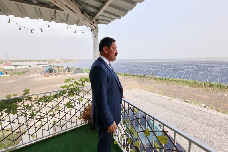 Hatay Valisi Mustafa Masatlı, Erzin