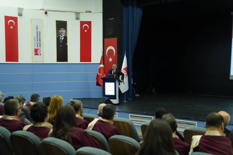 AK Parti Genel Başkan Yardımcısı ve Hatay Milletvekili Hüseyin Yayman, Ankara Hacı Bayram Veli Üniversitesi İktisadi ve İdari Bilimler Fakültesi