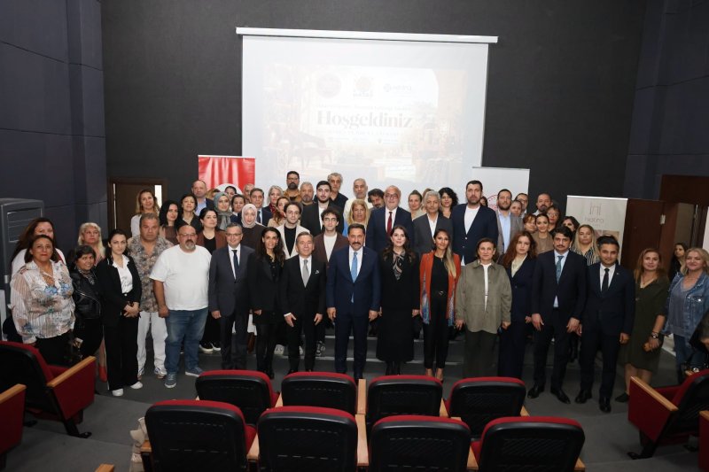 HATAY’IN KÖKLÜ EL SANATLARI YENİ TASARIMLARLA BULUŞTU