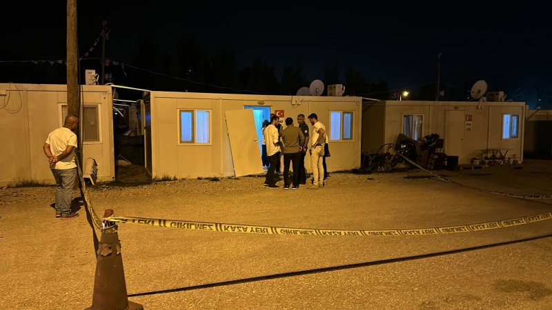 Yaşlı adam yaşadığı konteynerde ölü bulundu