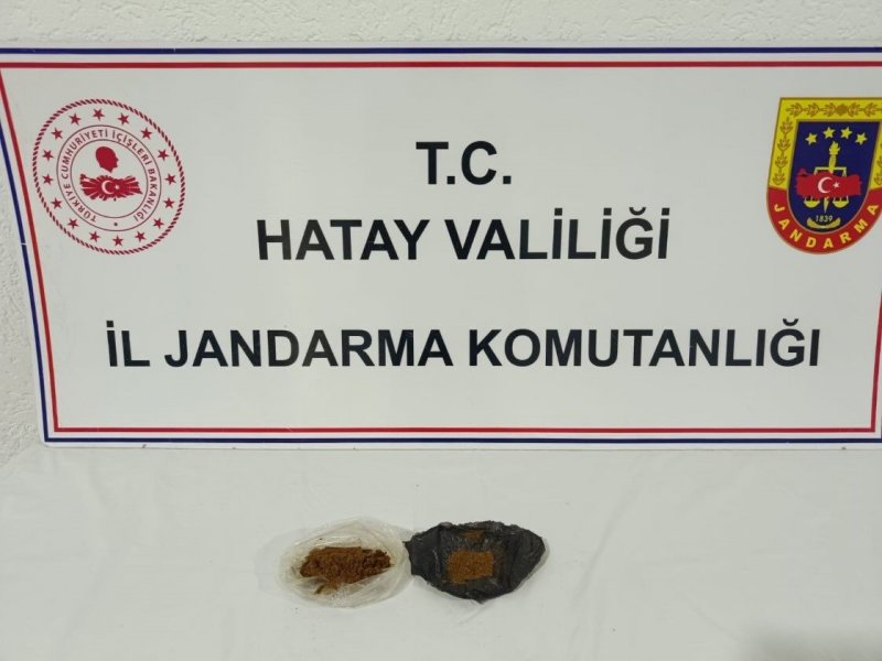 Hatay'da 773 litre kaçak alkol ile 6 bin sigara ele geçirildi