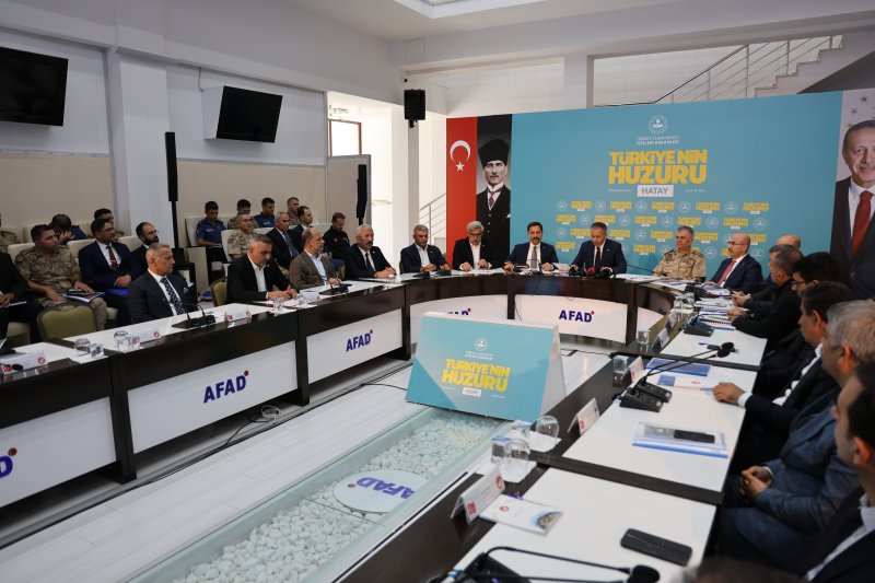 İçişleri Bakanı Yerlikaya: 2025 yılı sonuna kadar 139 bin konut hak sahiplerine teslim edilecek