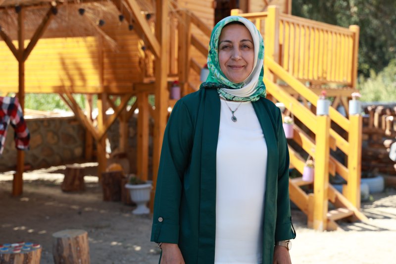 Yılların emeğini yıkan deprem, afetzede eğitimcinin hayallerini yıkamadı