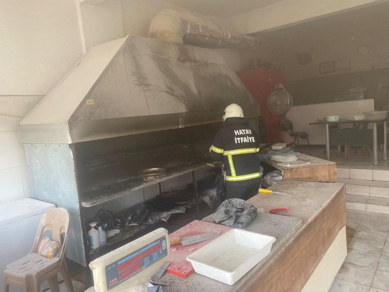 Samandağ’da restoran yangını