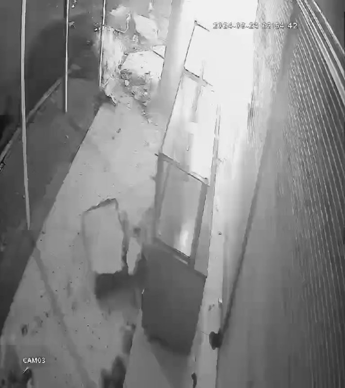 Duvara çarpan motosikletteki 2 kişi öldü o anlar kamerada