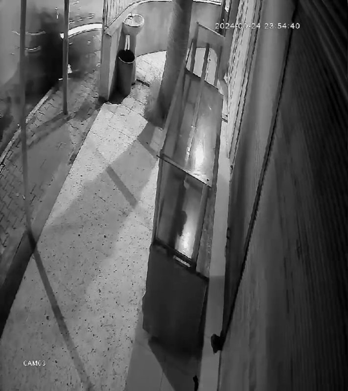 Duvara çarpan motosikletteki 2 kişi öldü o anlar kamerada