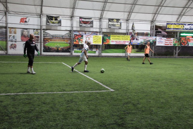 Dörtyol’da ‘Altın Mandarin Hasat Futbol’ turnuvası başlatıldı