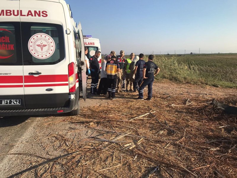 Otomobil şarampole devrildi: 2 yaralı