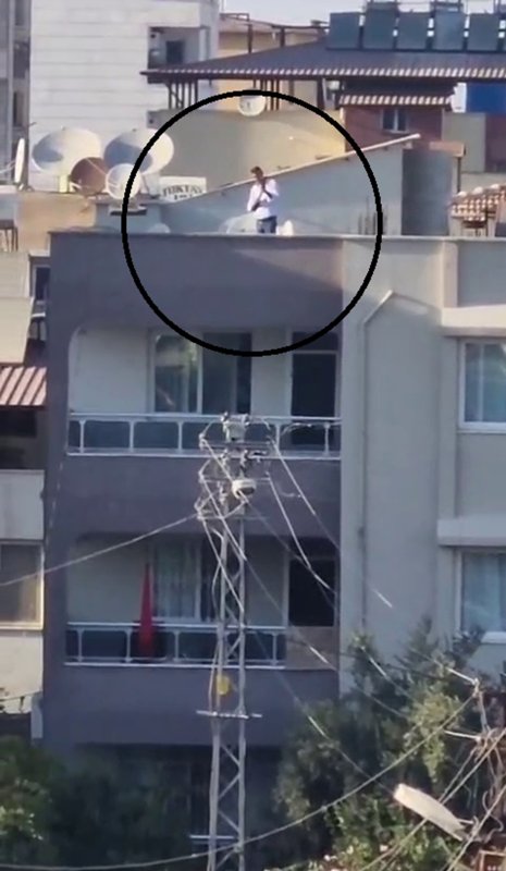  Düğünde korkutan görüntü, pompalı tüfekle defalarca havaya ateş etti