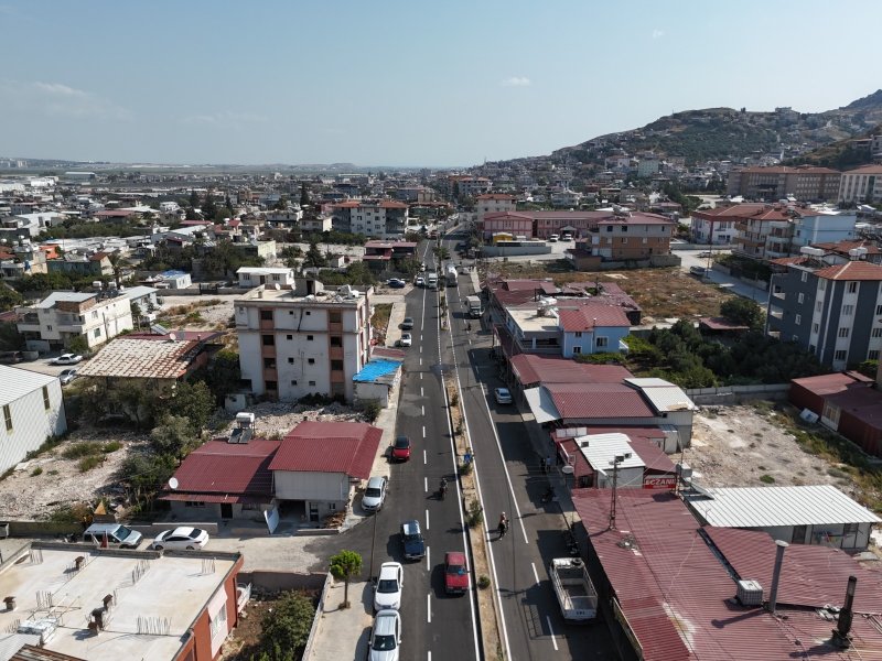 BÜYÜKŞEHİR’İN YOL SEFERBERLİĞİ SÜRÜYOR