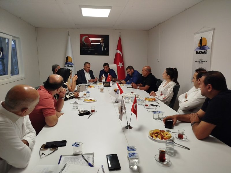 Cumhuriyet Halk Partisi (CHP) Hatay Milletvekili Mehmet Güzelmansur, Hatay Sanayici ve İş İnsanları Derneğini