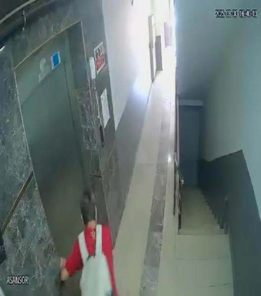 Aynı okulda okuduğu akranı tarafından demir sopalı saldırıya uğrayan öğrenci yaralandı